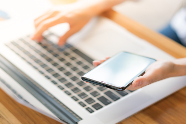 メールでのお問い合わせ